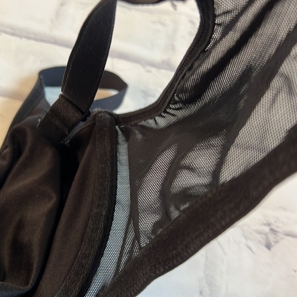 Cacique black and white lace print unlined underwire bra size 40DD - Picture 6 of 7